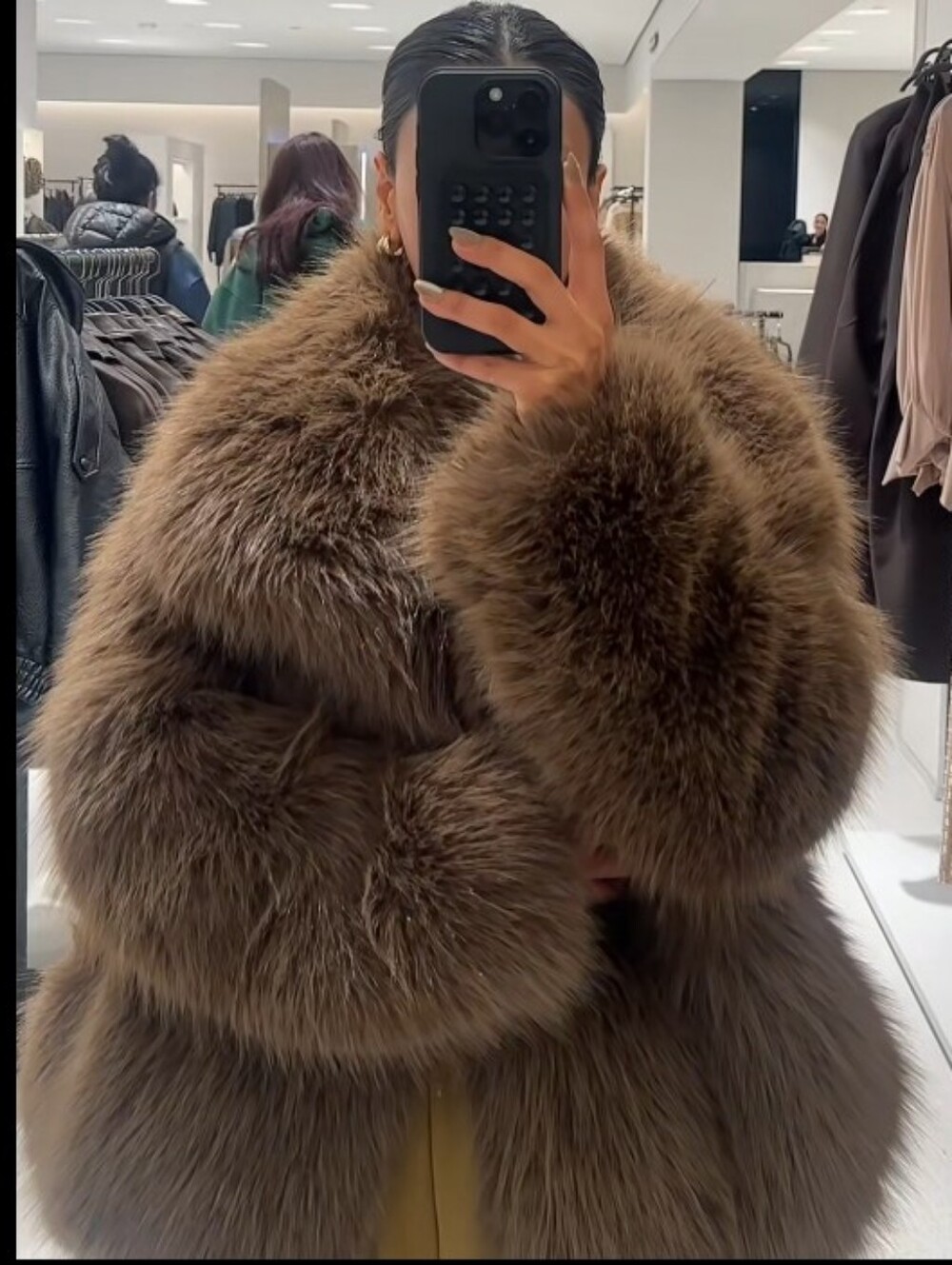 ZARA  FAUX FUR SHORT COAT - Picture 7 of 15